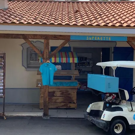 Mobil Pratique A Jard-sur-mer, 3 Chambres, 6 Personnes - Api-1-52-1622 Kemp *